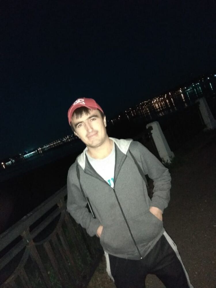  49191228  Muxammed, 27 ,    