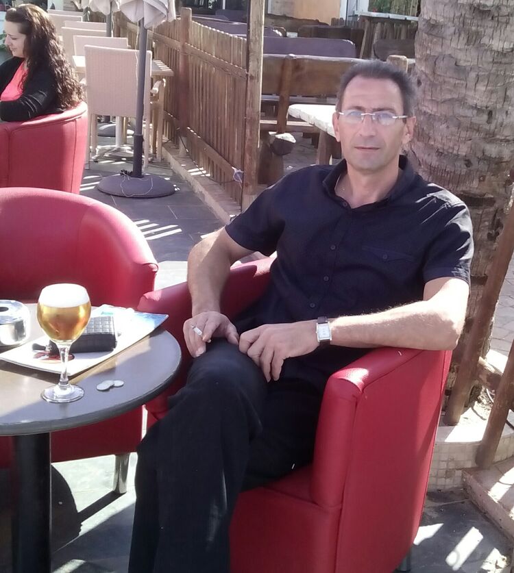  24825358  Serxio, 56 ,    Alacant