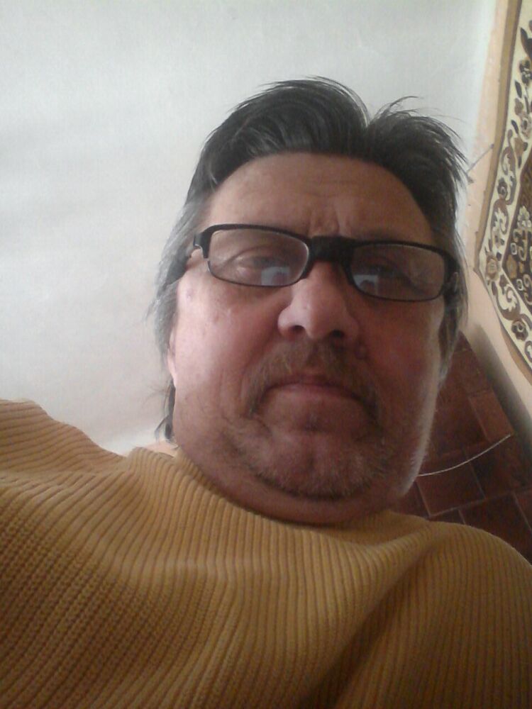  37700718  Igor, 56 ,    -