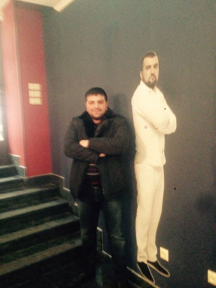  ,   Narek, 28 ,   