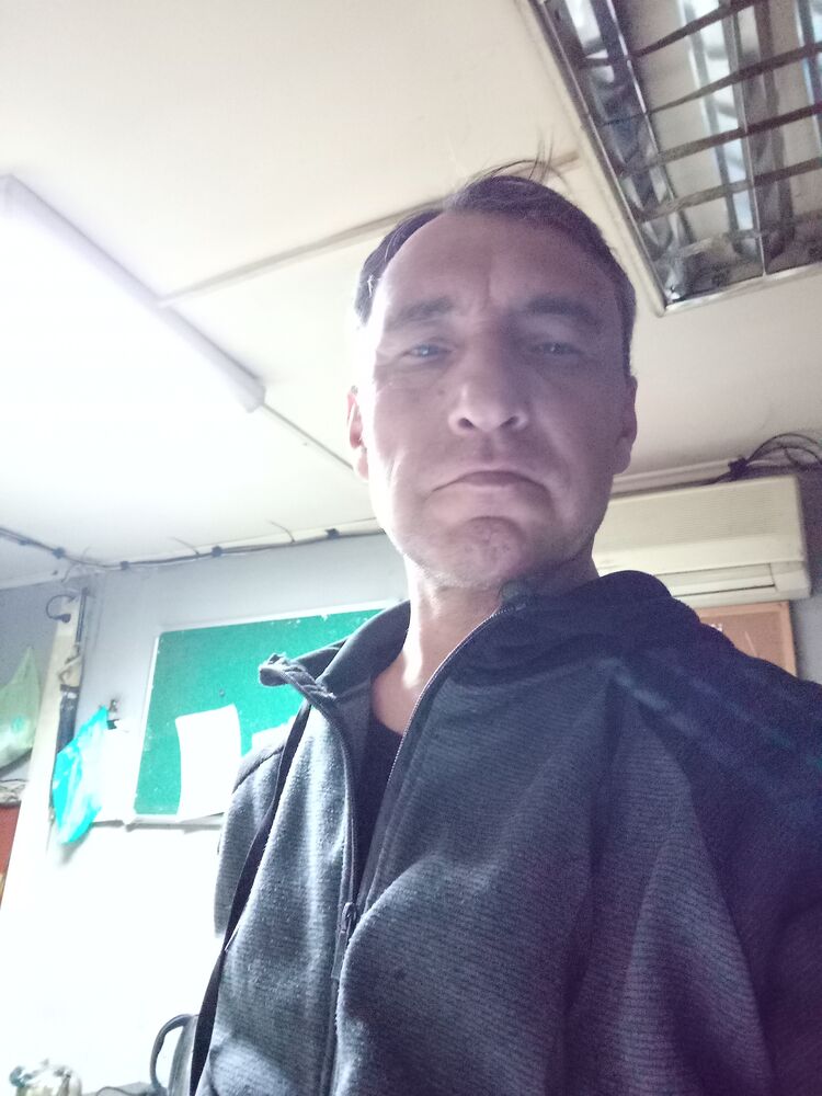  26056908  , 49 ,    