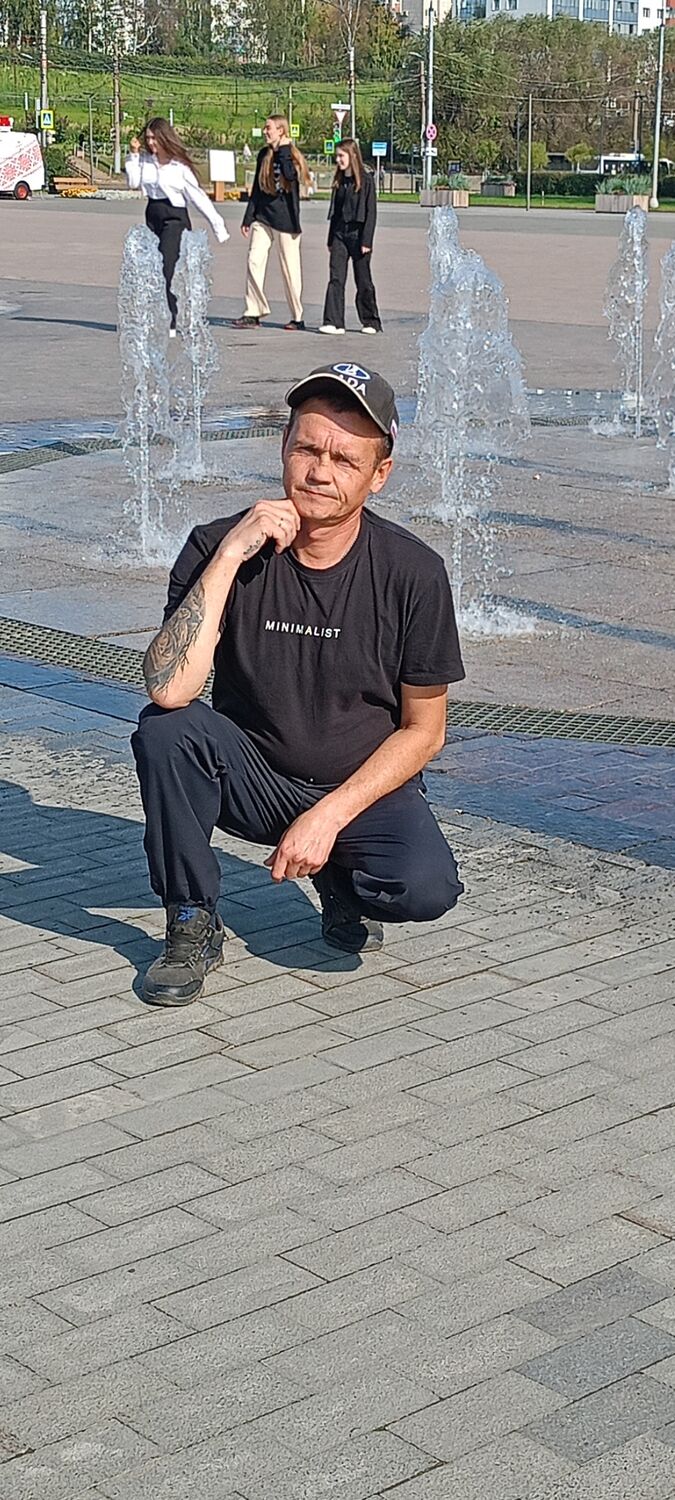  46633518  , 48 ,    