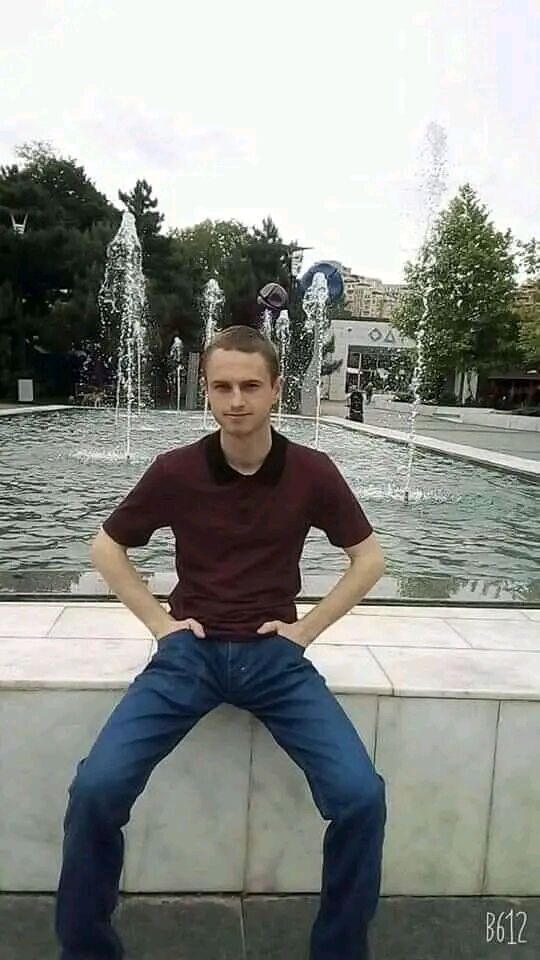  44293798  , 31 ,    