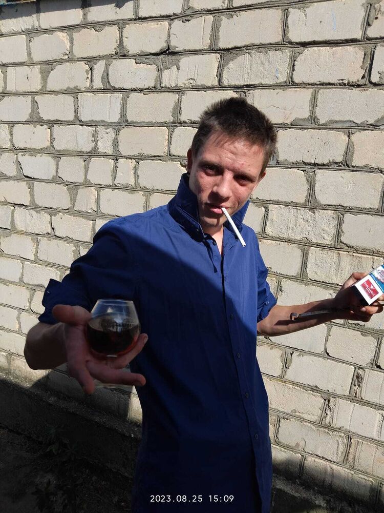  43810648  , 21 ,    -