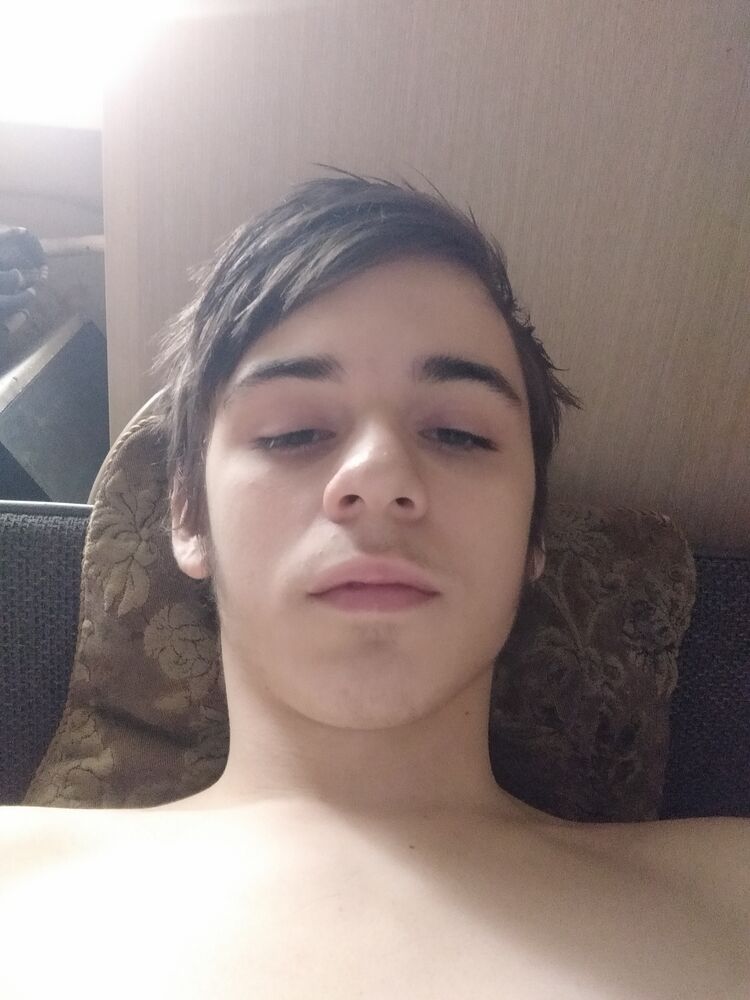  43693578  , 20 ,    
