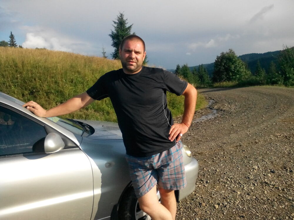  5093918  Vitalik, 47 ,    