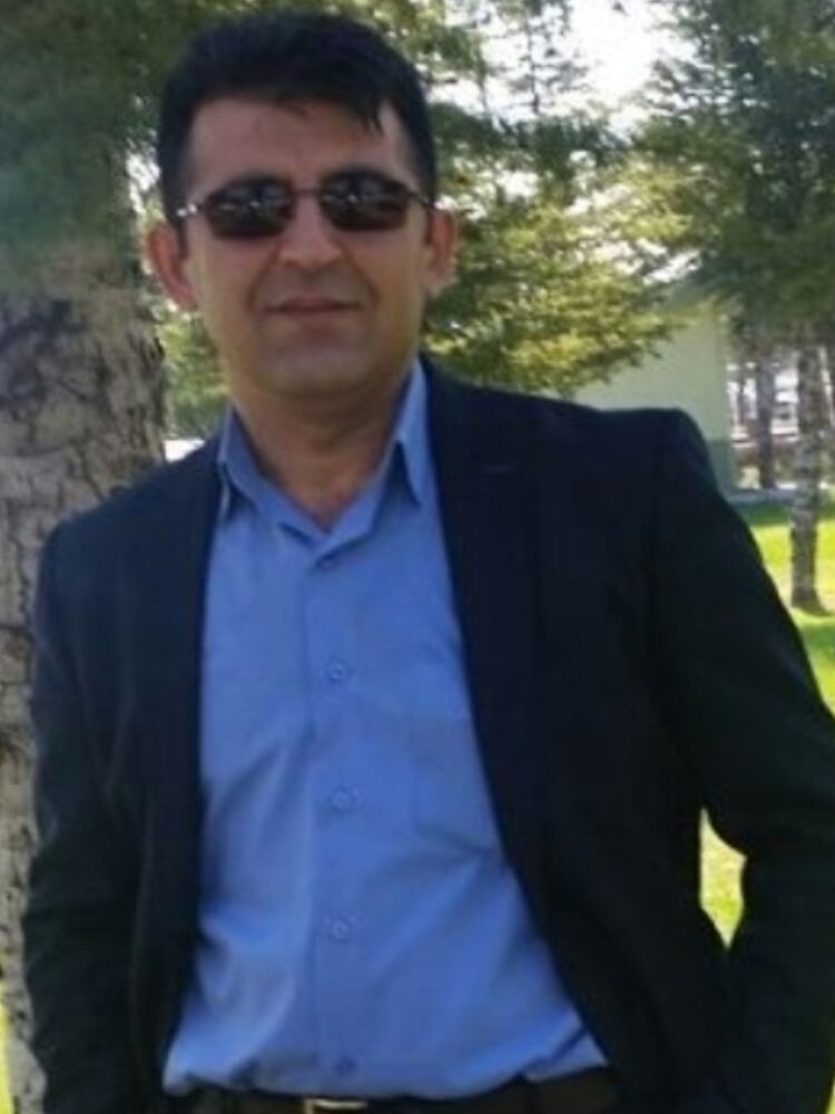  27179538  Toprak, 48 ,    