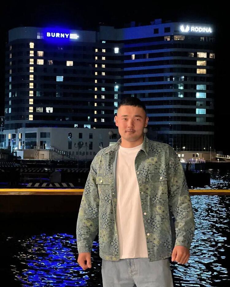  45044868  Argen, 25 ,    