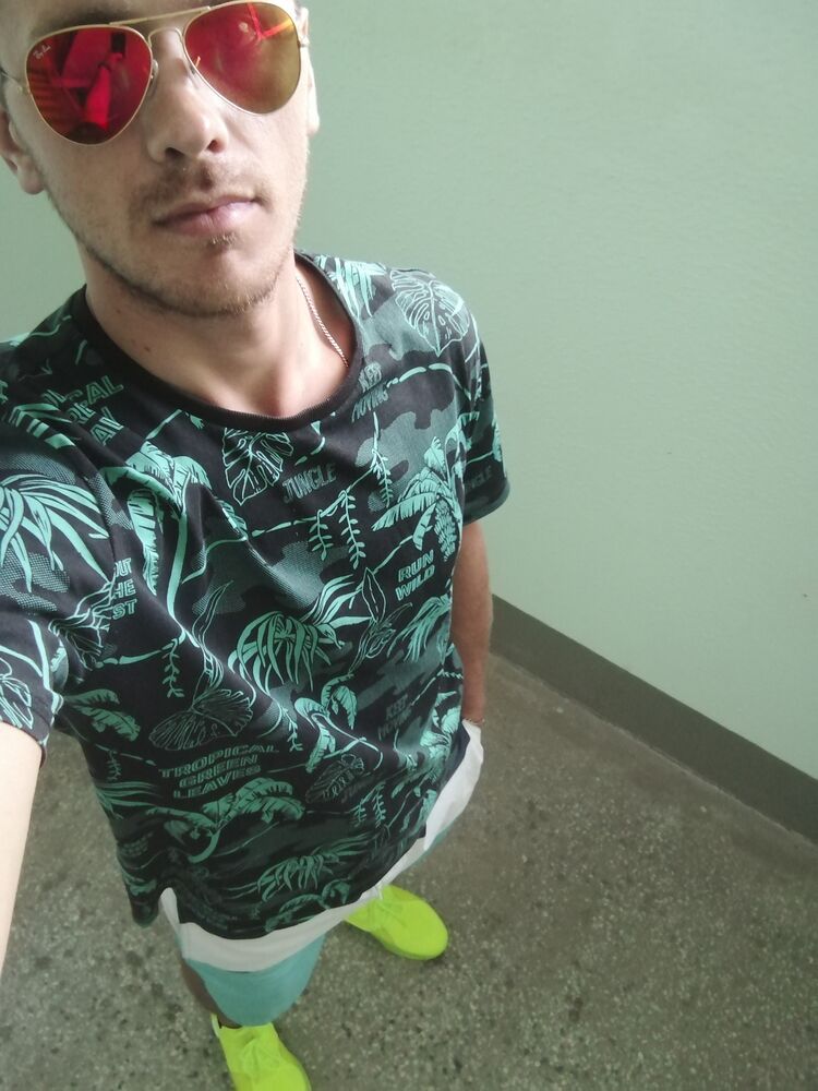  45377578  , 34 ,    