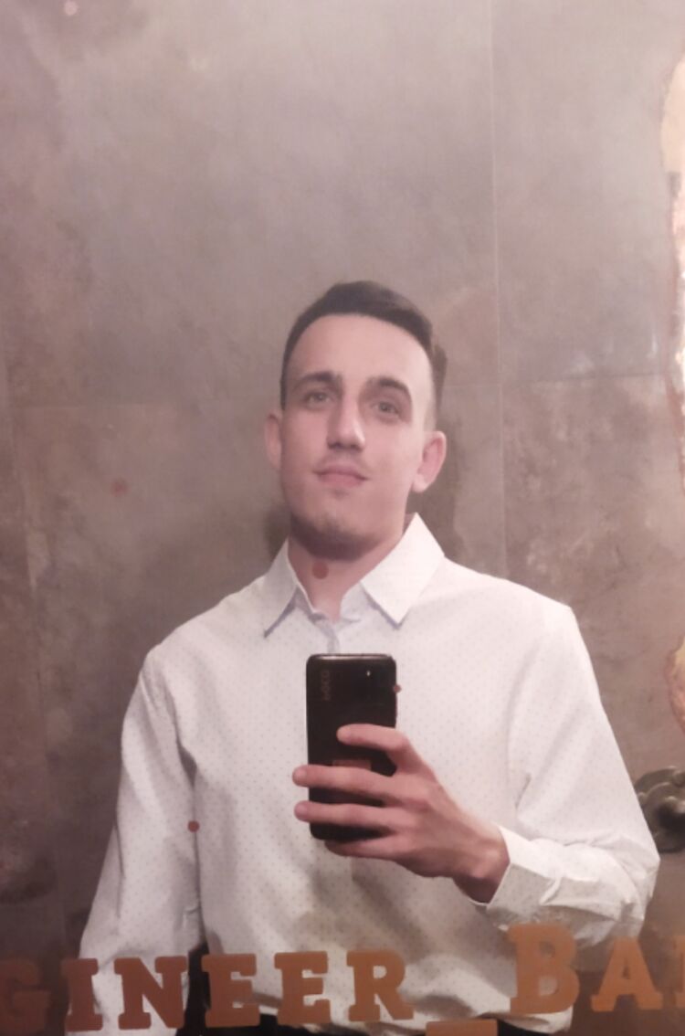  50251828  , 24 ,    