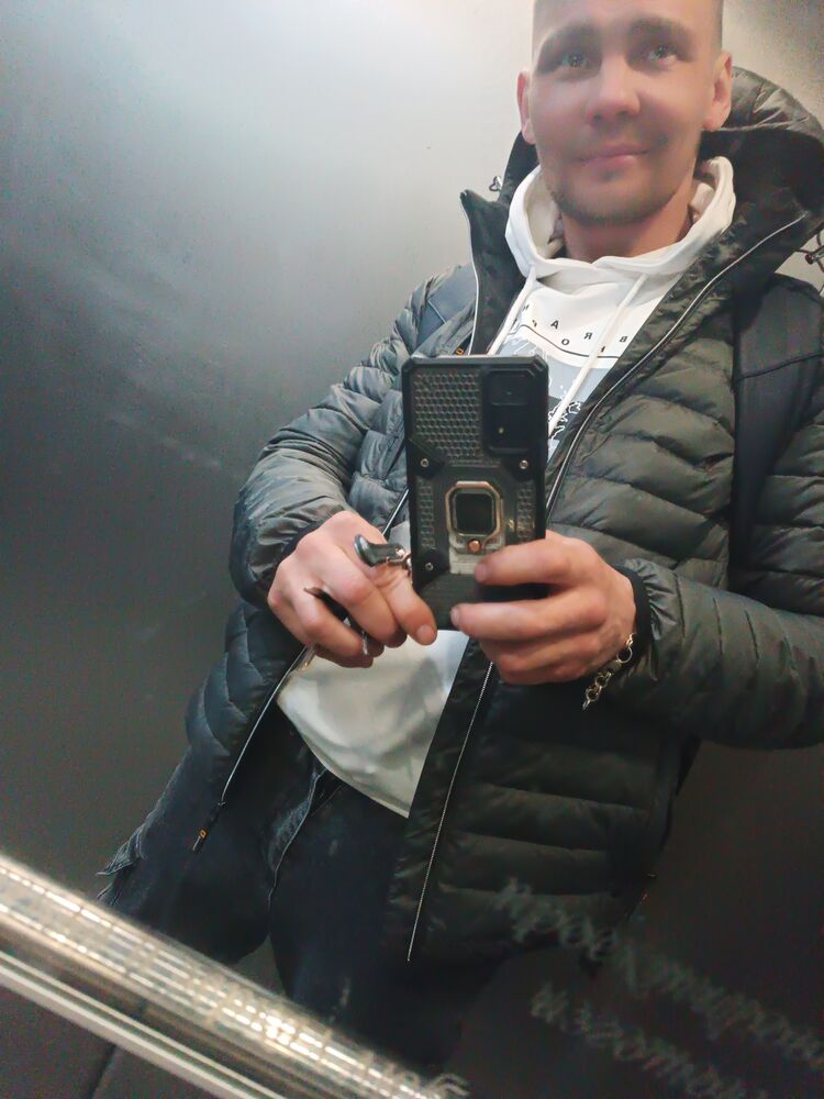  42561698  , 38 ,    