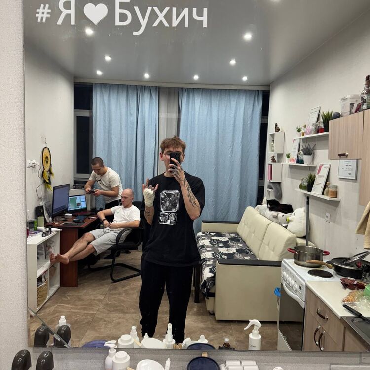 49143138  , 22 ,    