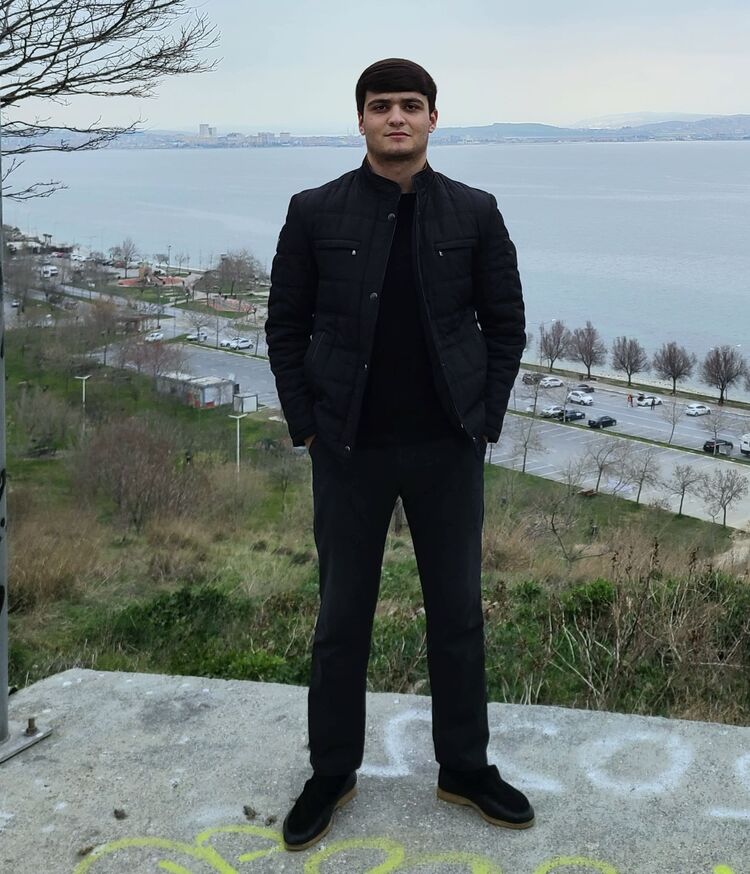  41972188  Shahrom, 27 ,    