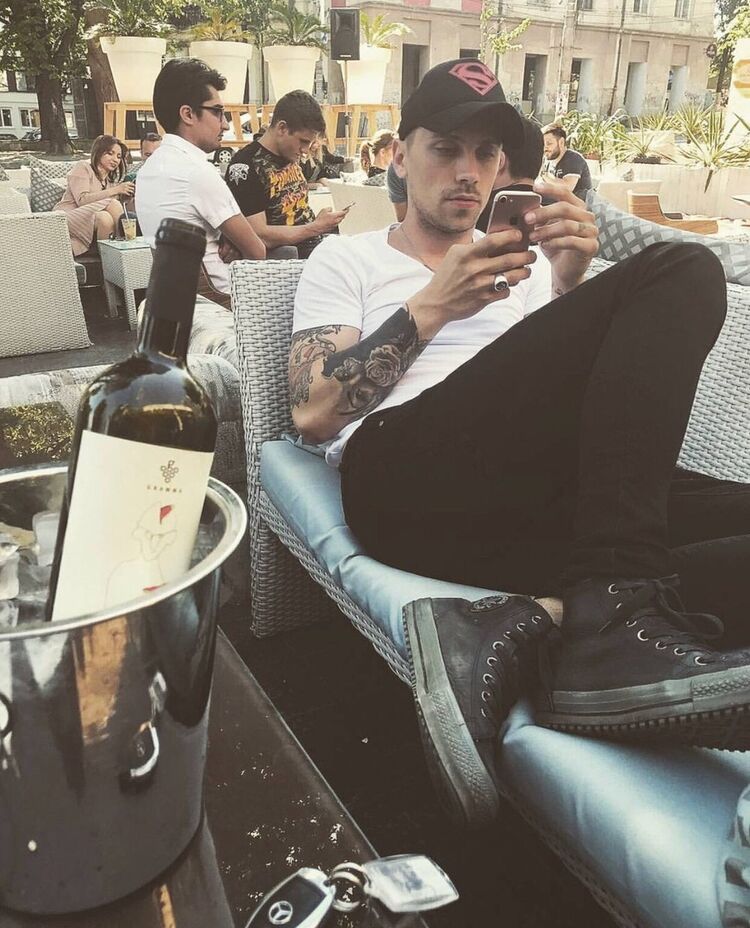  ,   , 25 ,   