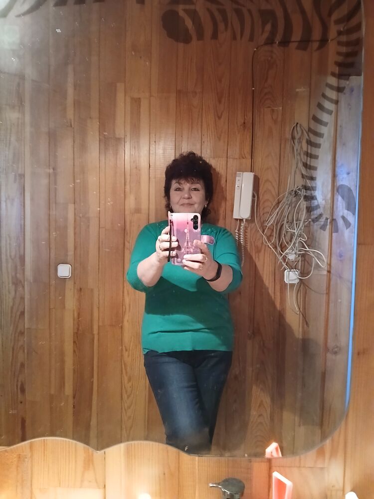  49666348  , 61 ,    