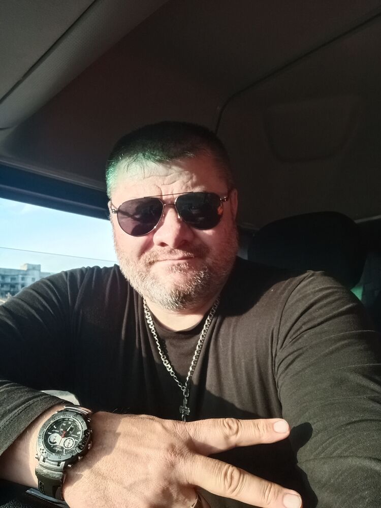  37779728  , 46 ,    