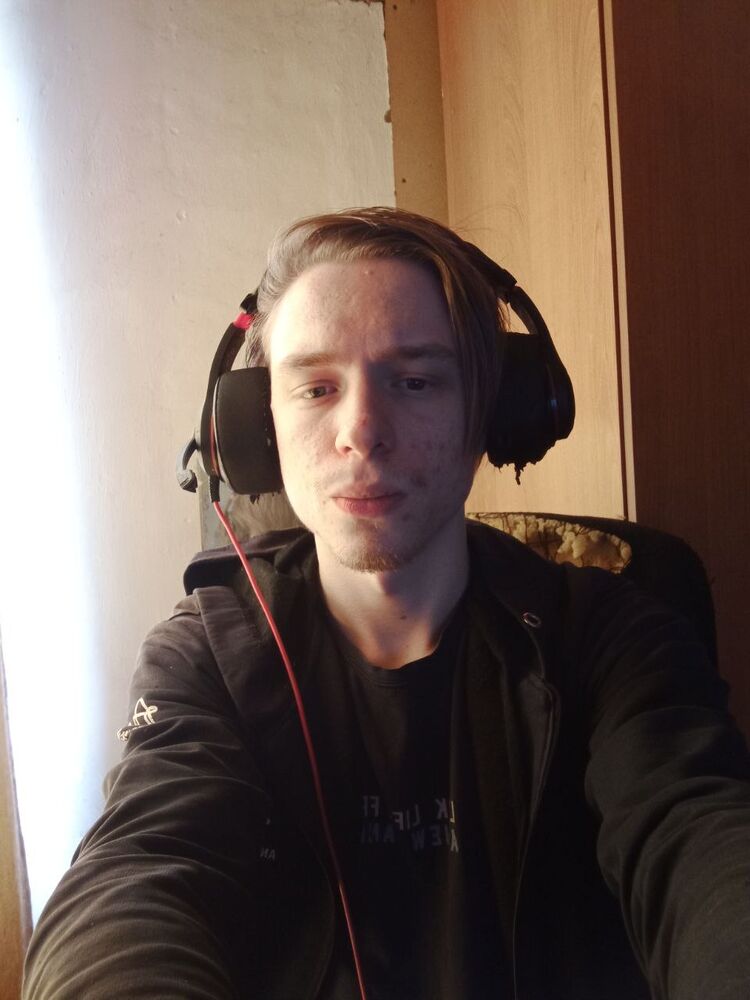  53256018  , 22 ,    