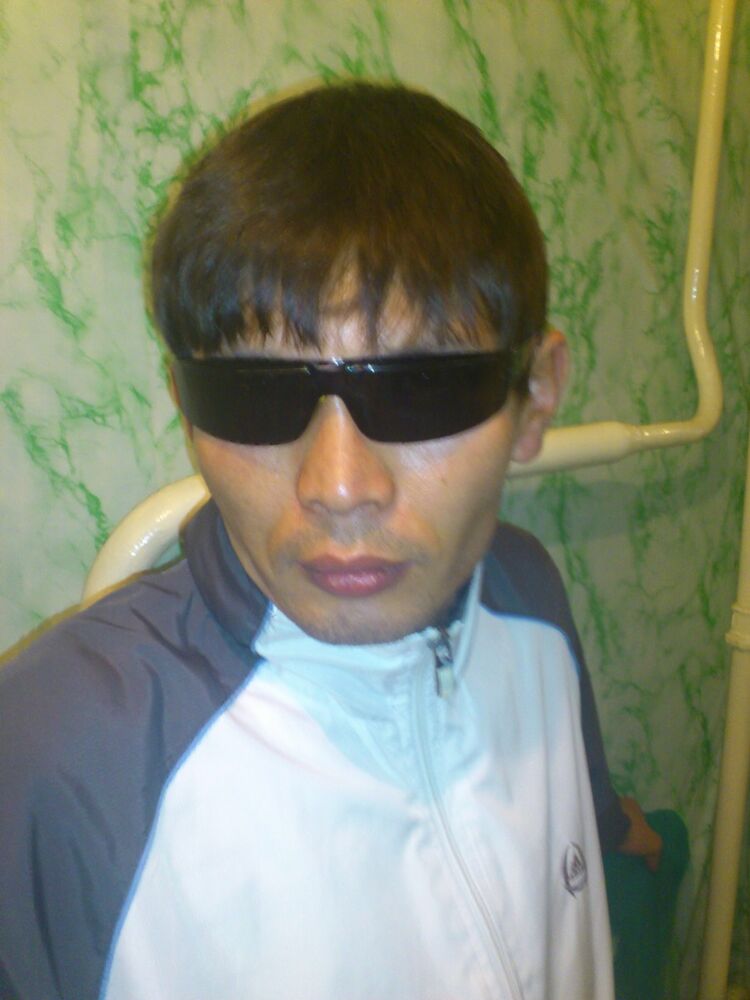  ,   Zhan, 36 ,   