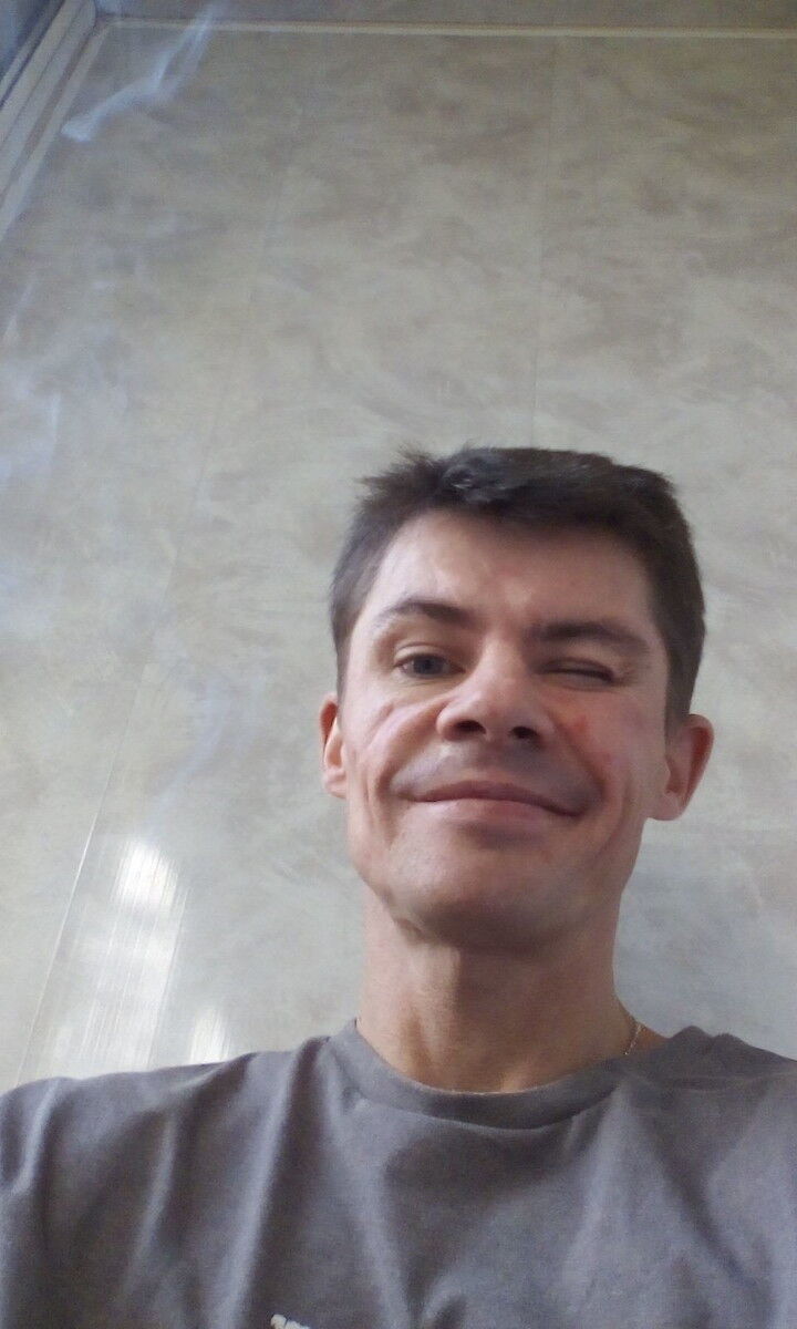  10527858  , 49 ,    
