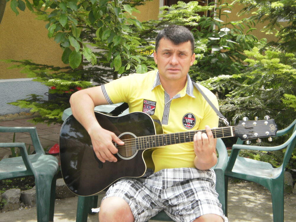  7196858  Stas, 55 ,    