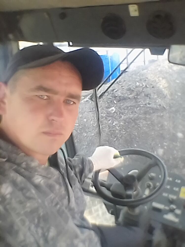  13414488  Ruslan, 34 ,    