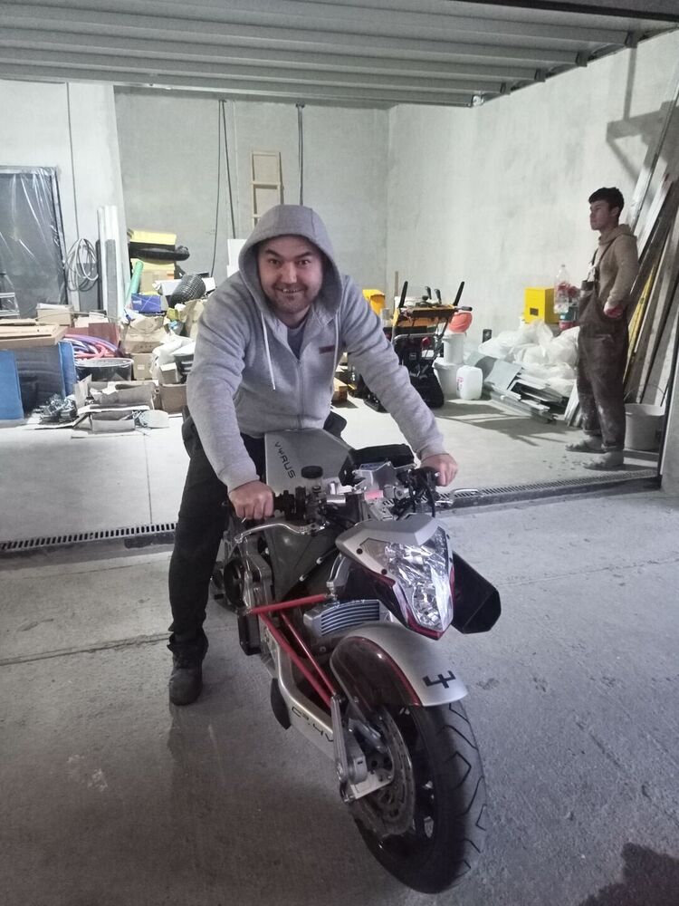  ,   , 44 ,   ,   