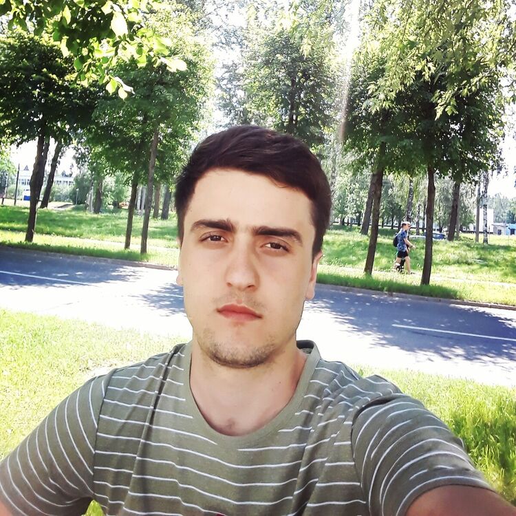  21157668  Foteh, 27 ,    