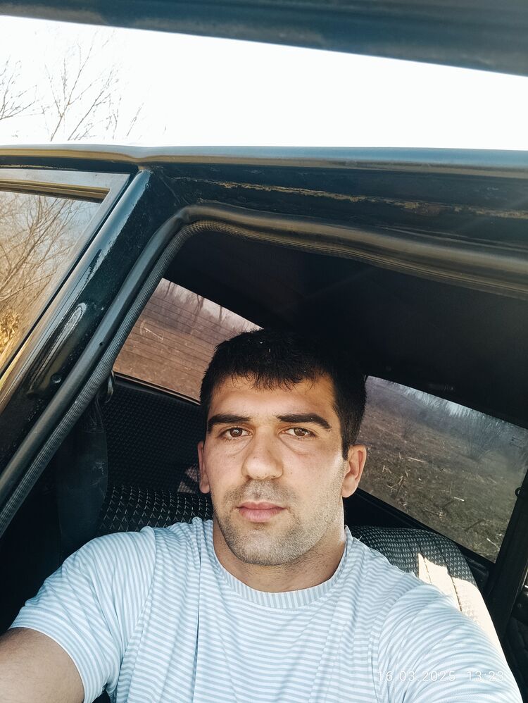  ,   Elnar, 25 ,   ,   