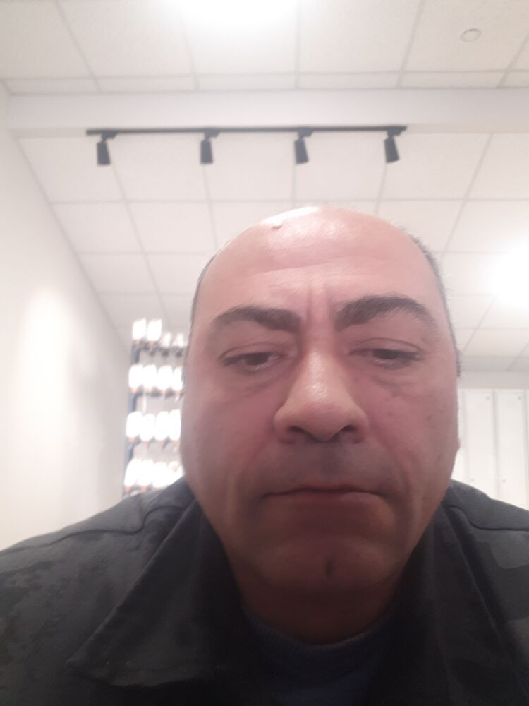  32676678  Samo, 51 ,    