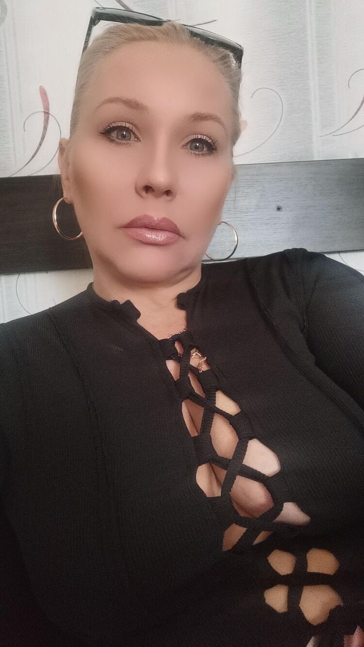  ,   Olga, 43 ,   ,   , c , 