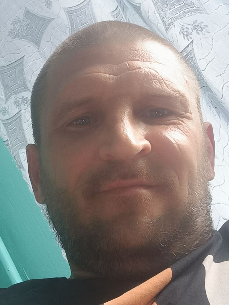  43959008  Andrey, 41 ,    