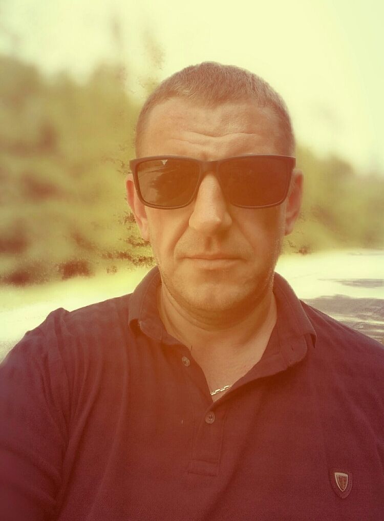  18663968  Sergik, 47 ,    