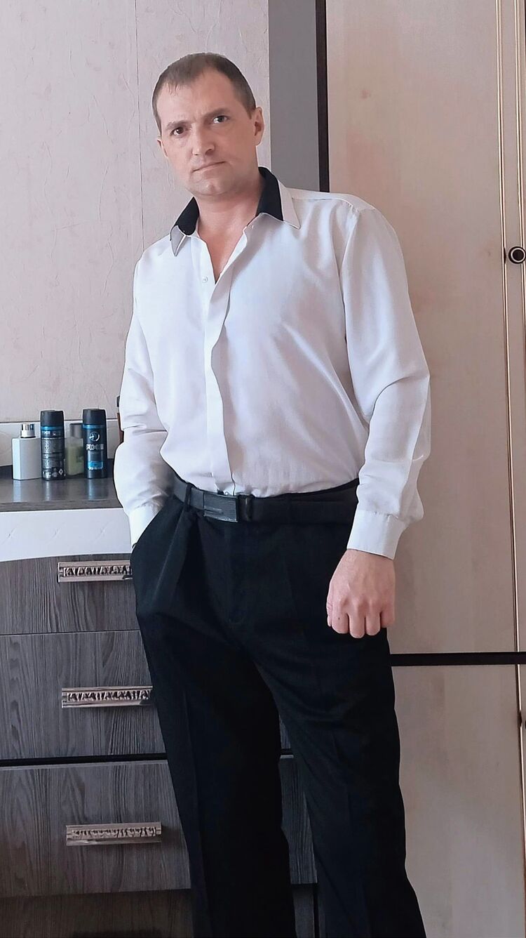  --,   , 37 ,   c 