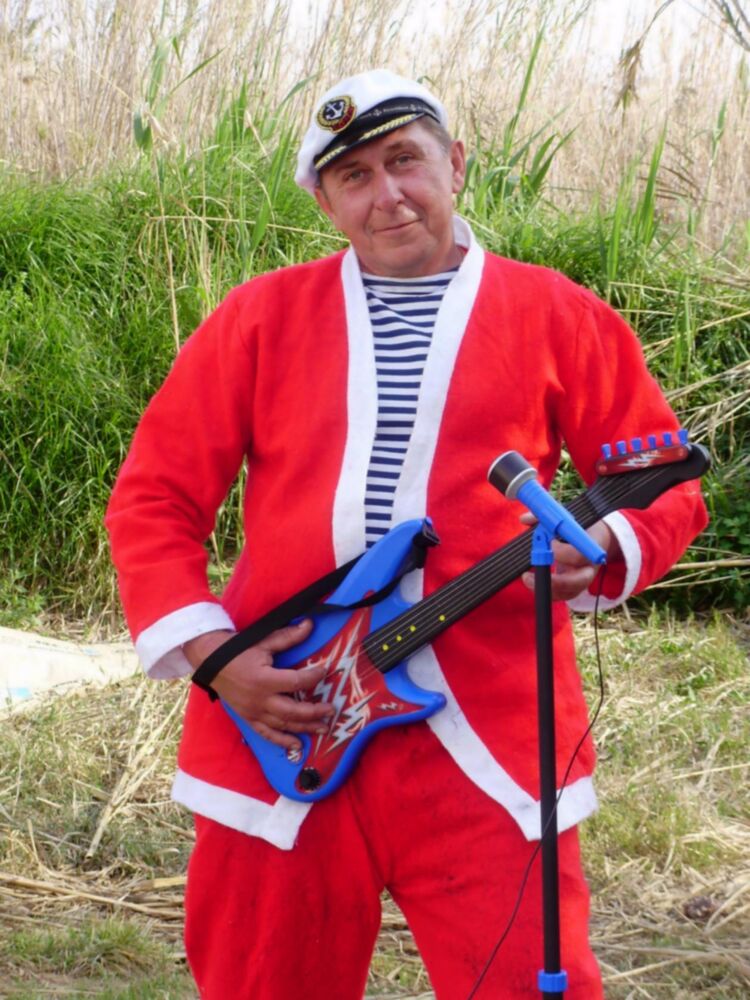  23465638  Valeriy, 64 ,    