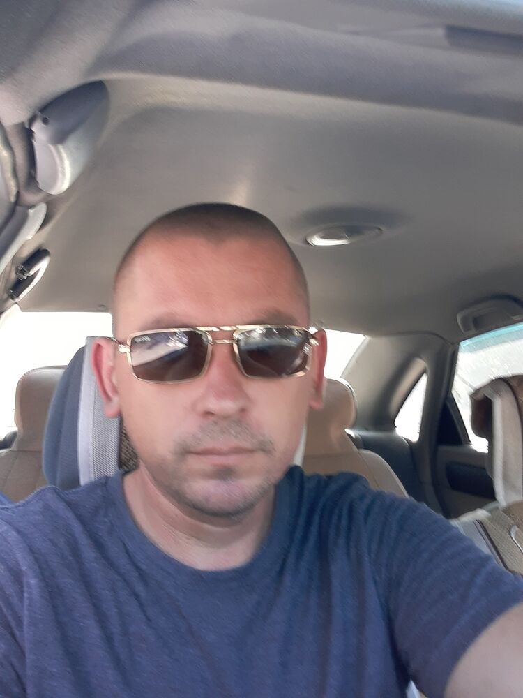  41858438  , 32 ,    
