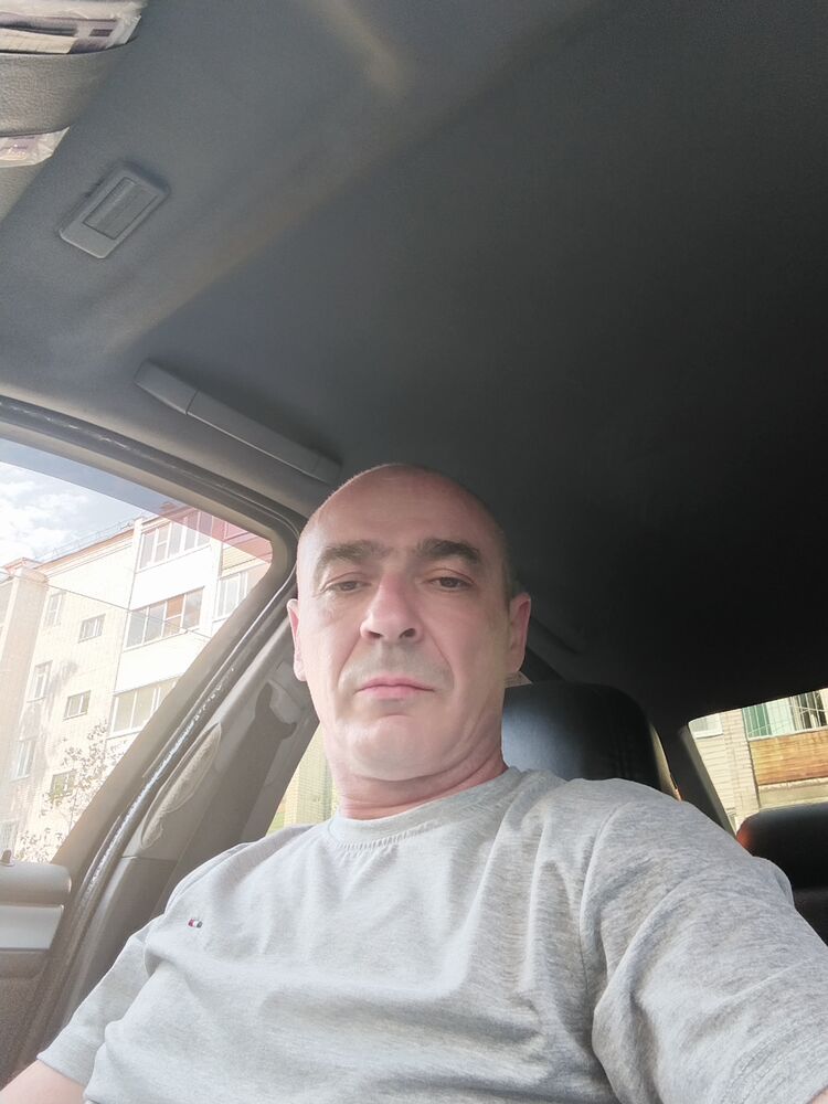  44421958  , 49 ,    