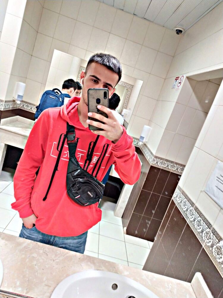  30218498  , 23 ,    