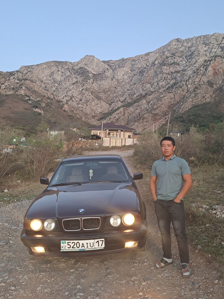  44654118  Bagdaulet, 26 ,    