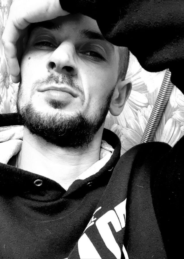  14620968  Na domu, 37 ,    