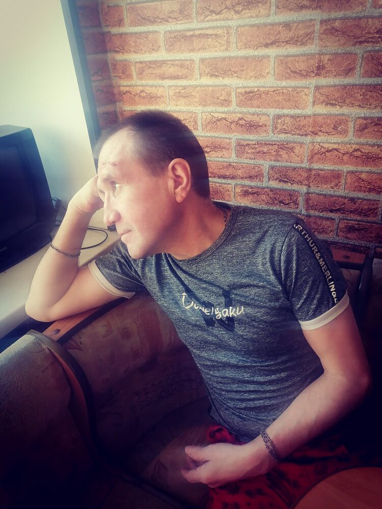  41264378  Sergey, 51 ,    