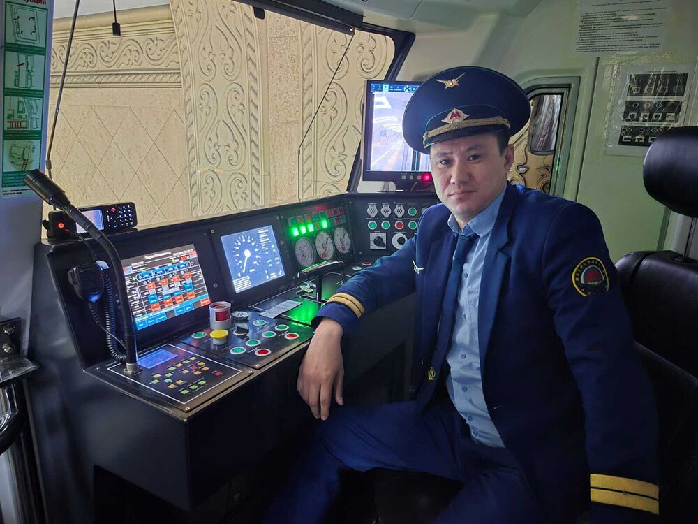  51985738  Dan, 41 ,    Dejvice