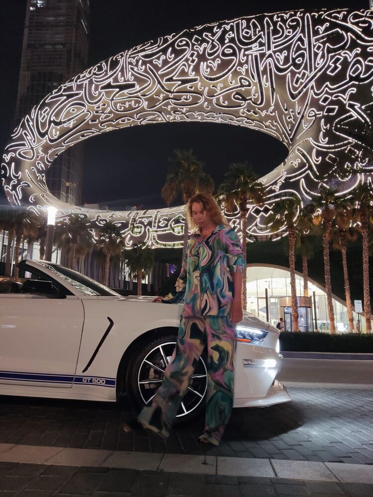  54344678  , 48 ,    -