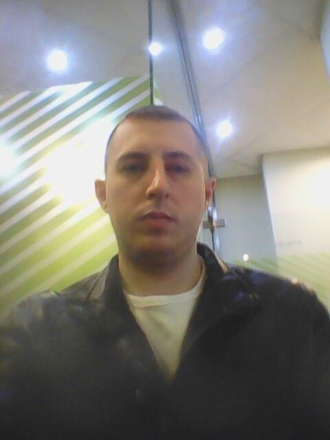  11040698  , 36 ,    