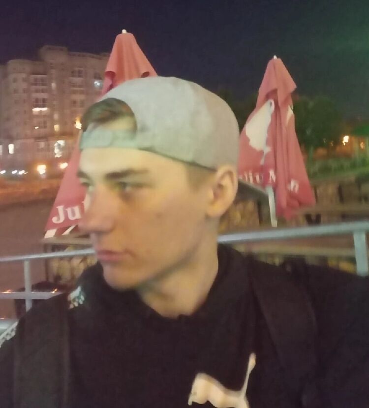  44628238  , 20 ,    