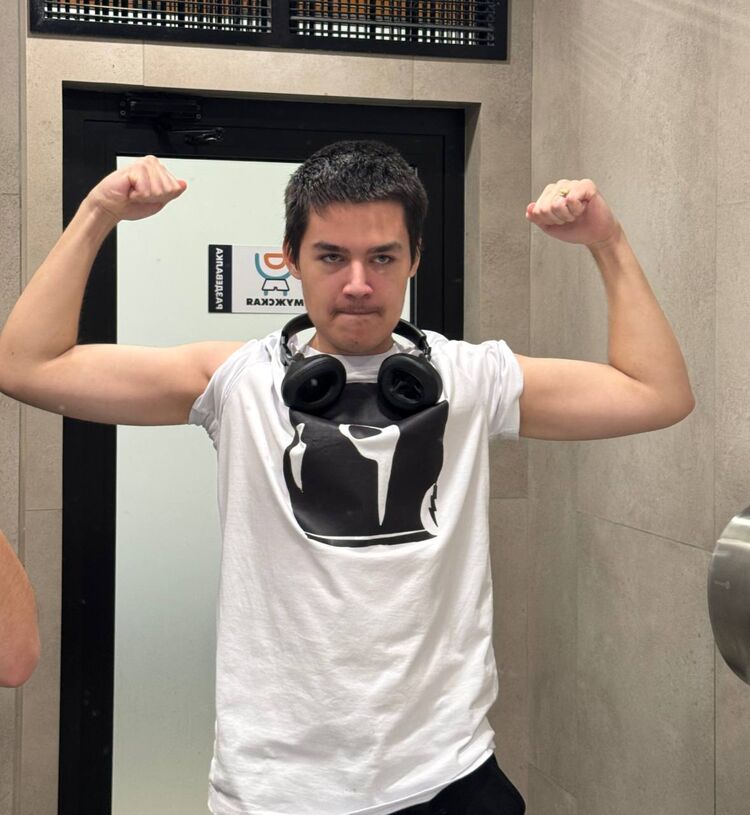 ���� 47002048 ����� ����, 19 ���, ���� ���������� � ������