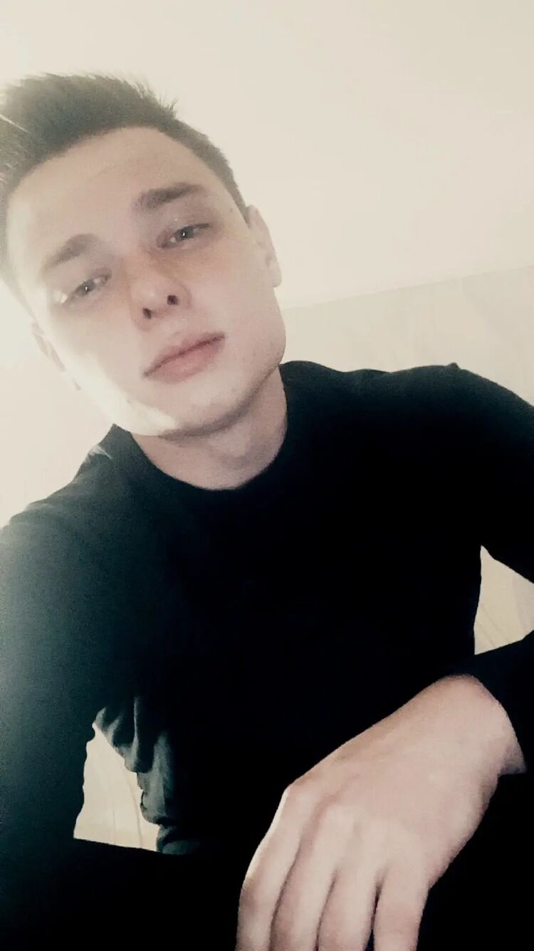  27262298  Danila, 22 ,    