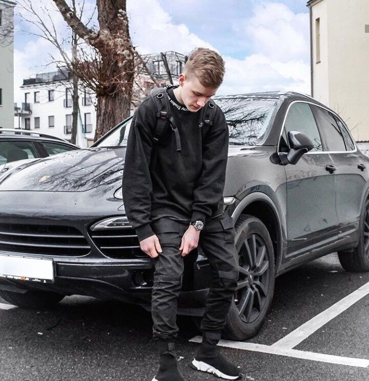  ,   , 24 ,   