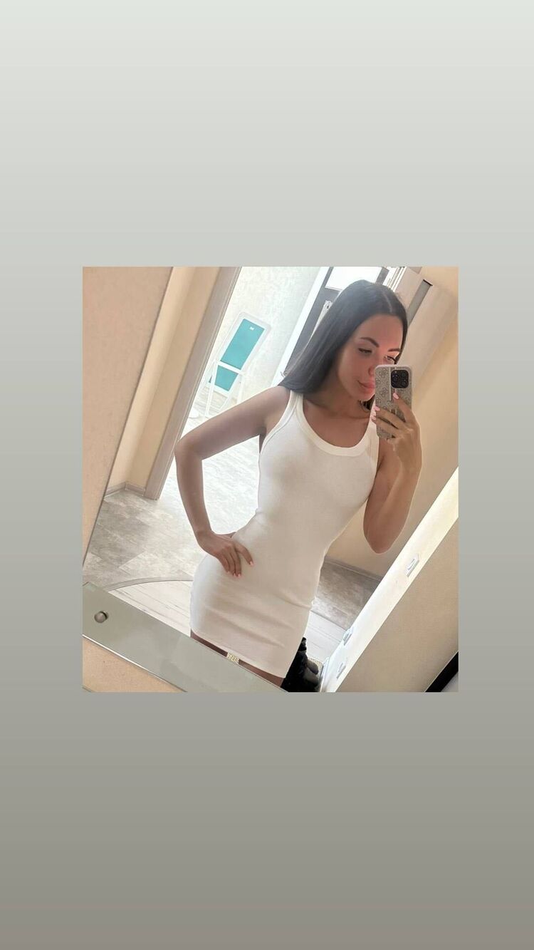  53812358  , 25 ,    -