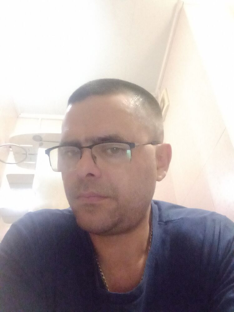  25069788  , 42 ,    
