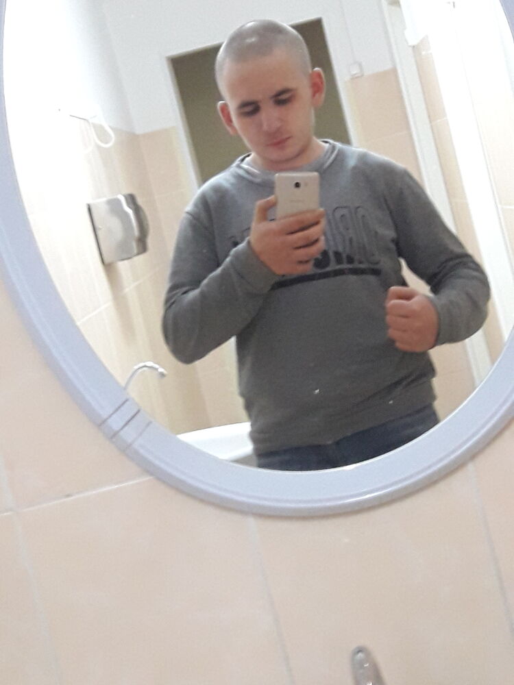  30983188  , 22 ,    